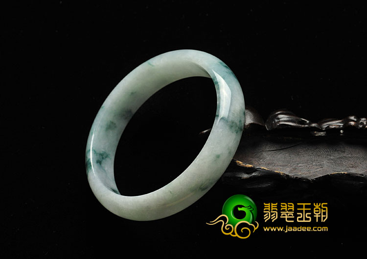 糯冰种飘花缅甸翡翠A货手镯（61.1mm）