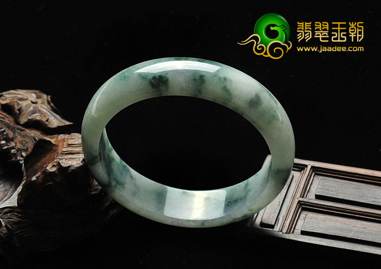 糯冰种飘花缅甸翡翠A货手镯（61mm）