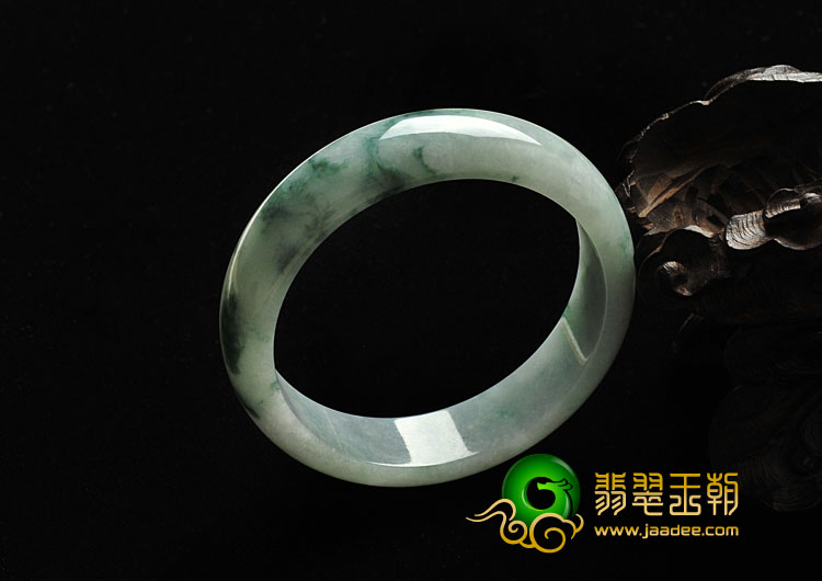 糯冰种飘花缅甸翡翠A货手镯（60.5mm）