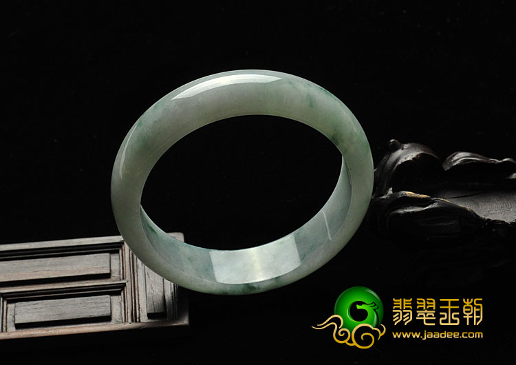 糯冰种飘花缅甸翡翠A货手镯（60.5mm）