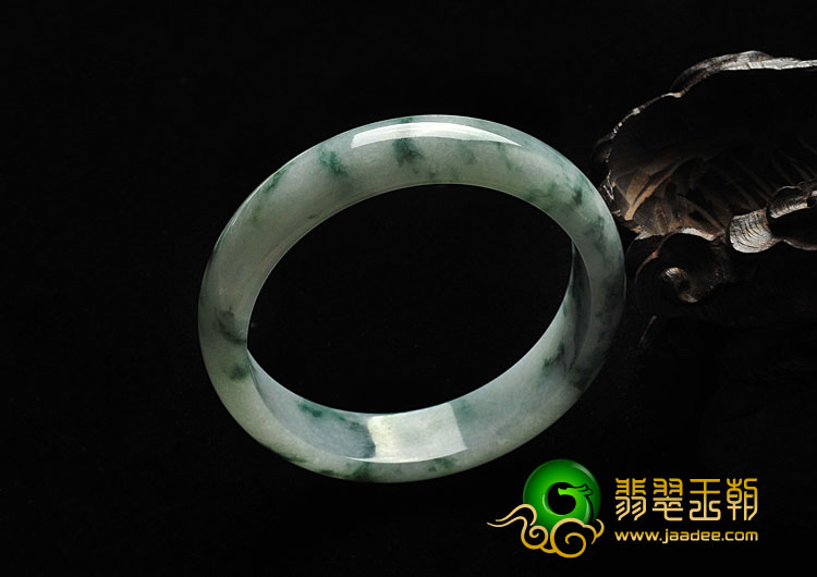 糯冰种飘花缅甸翡翠A货手镯（59.8mm）