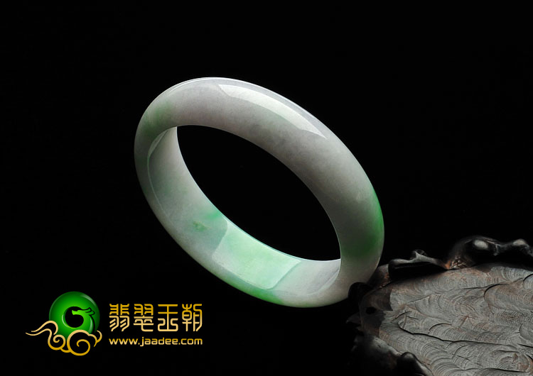 糯冰种翠色缅甸翡翠A货手镯（58.4mm）