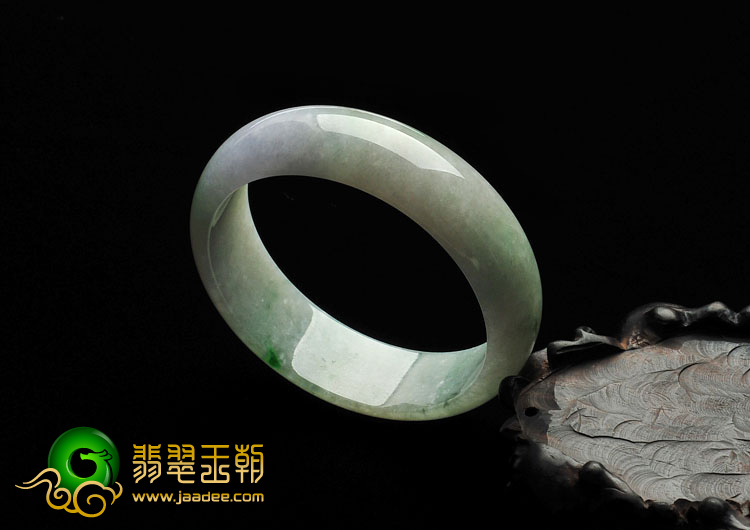 糯冰种晴水略飘花带春缅甸翡翠A货手镯（59.2mm）