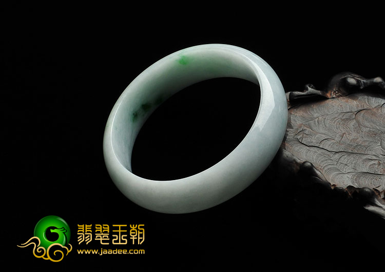 糯冰种晴水略飘翠缅甸翡翠A货手镯（58.6mm）