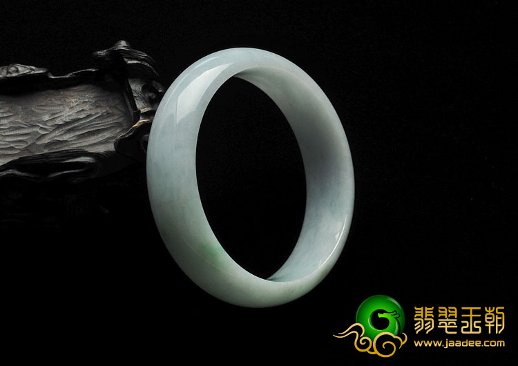 糯冰种晴水略飘翠缅甸翡翠A货手镯（58.6mm）