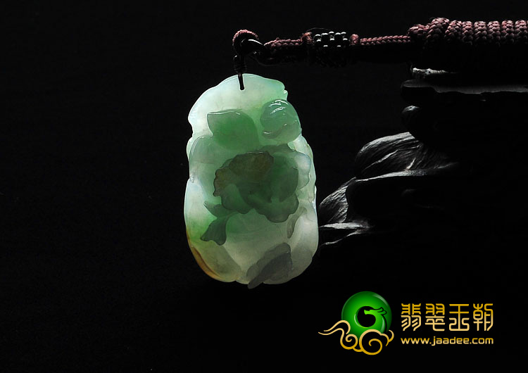 糯冰种三彩缅甸翡翠A货富贵花开挂件