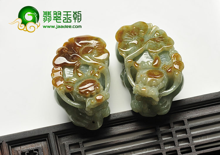 糯冰种褐黄翡晴水缅甸翡翠A货貔貅挂件（一对）