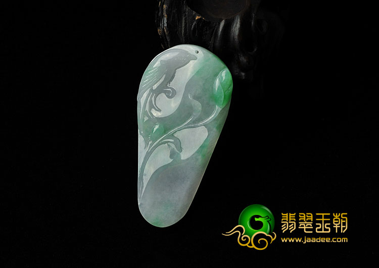 糯冰种飘翠缅甸翡翠A货喜得连科挂件