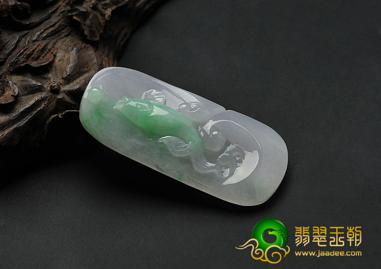冰种飘翠缅甸翡翠A货鱼跃龙门挂件