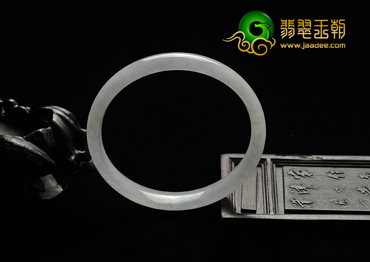 糯冰种缅甸翡翠A货手镯（52.3mm）