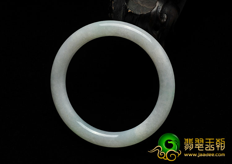 糯冰种淡晴水缅甸翡翠A货圆条手镯（50.9mm）