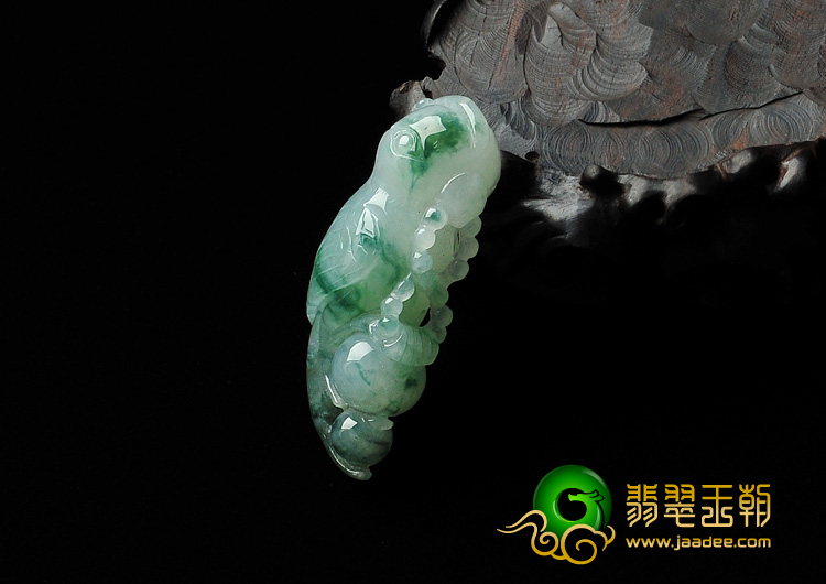 糯冰种飘花缅甸翡翠A货英明神武挂件