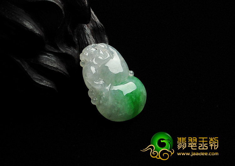 冰种飘阳绿缅甸翡翠A货福禄寿挂件