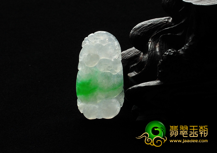 冰种飘阳绿缅甸翡翠A货龙如意挂件