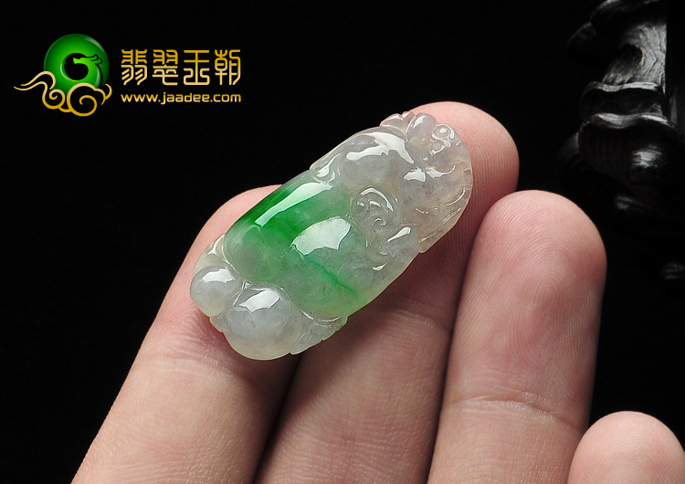 冰种飘阳绿缅甸翡翠A货龙如意挂件