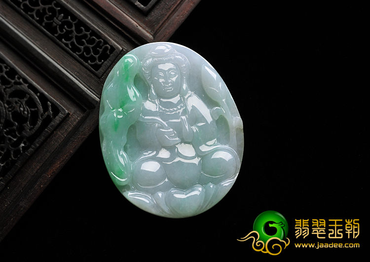 糯冰种春带彩缅甸翡翠A货观音挂件