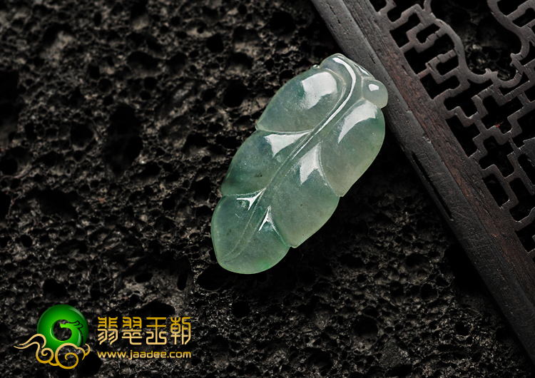 冰种飘花缅甸翡翠A货叶子挂件