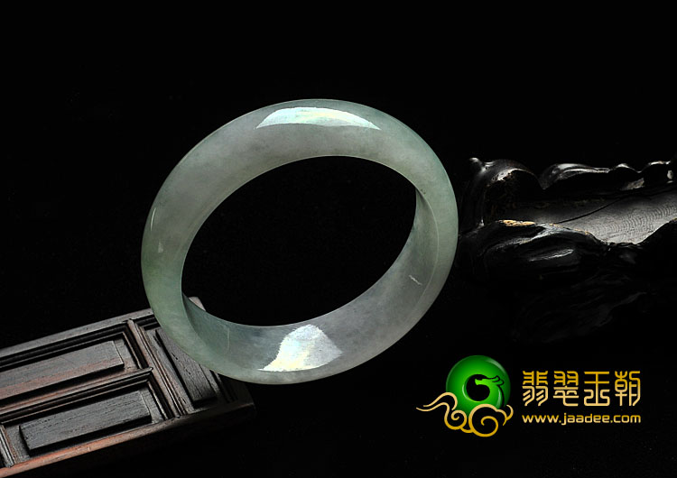 糯冰种晴水缅甸翡翠A货手镯（56.2mm）