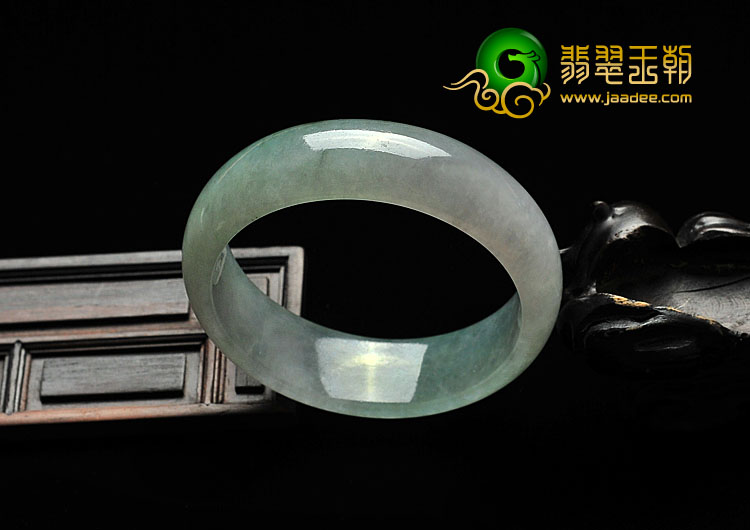 糯冰种晴水缅甸翡翠A货手镯（56.2mm）