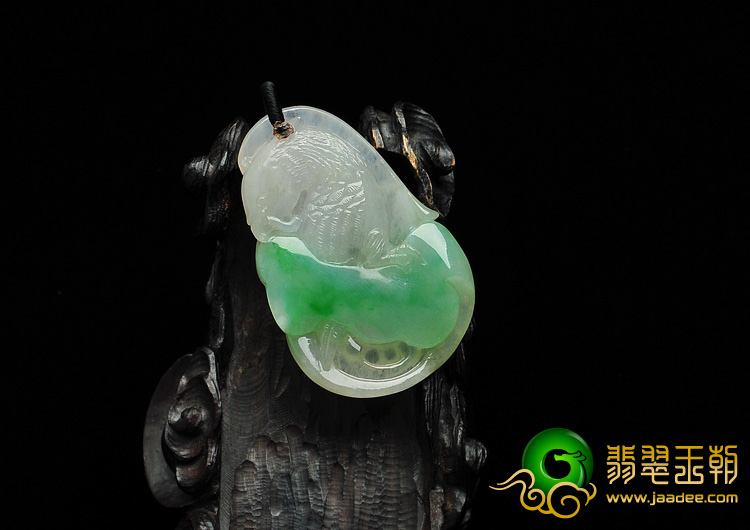 糯冰种翠色缅甸翡翠A货英明神武挂件