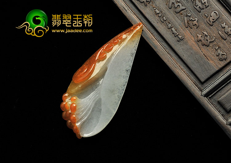糯冰种红翡缅甸翡翠A货玉兰花挂件
