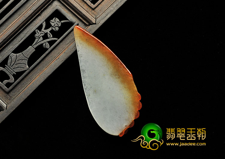 糯冰种红翡缅甸翡翠A货玉兰花挂件