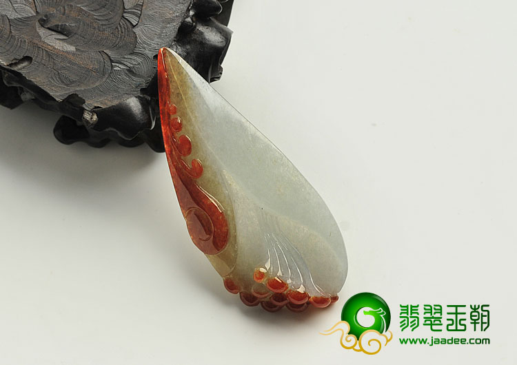 糯冰种红翡缅甸翡翠A货玉兰花挂件