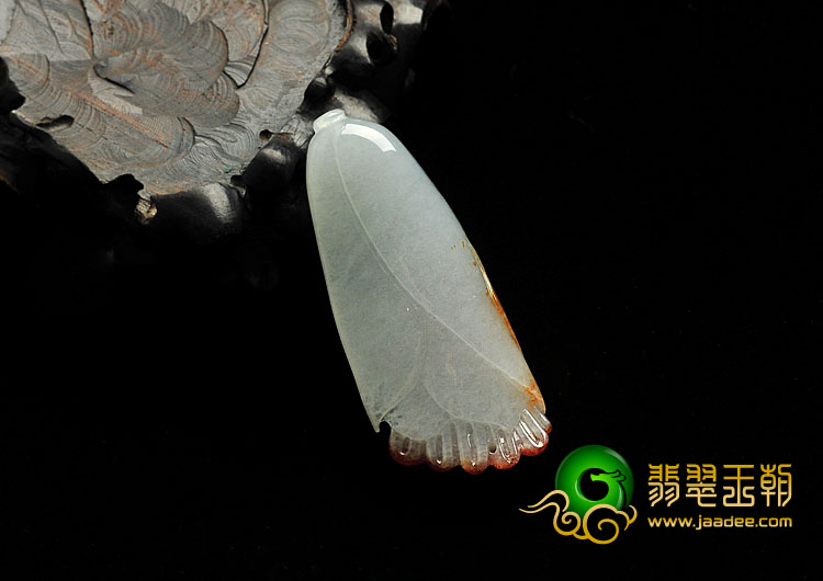 糯冰种红翡缅甸翡翠A货玉兰花挂件