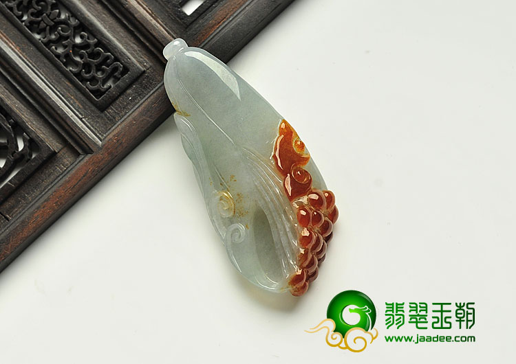 糯冰种红翡晴水缅甸翡翠A货玉兰花挂件
