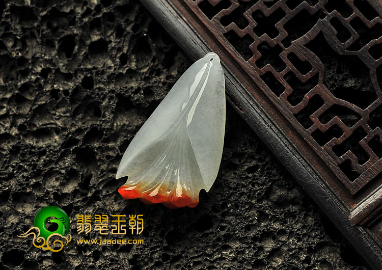 糯冰种红翡缅甸翡翠A货玉兰花挂件