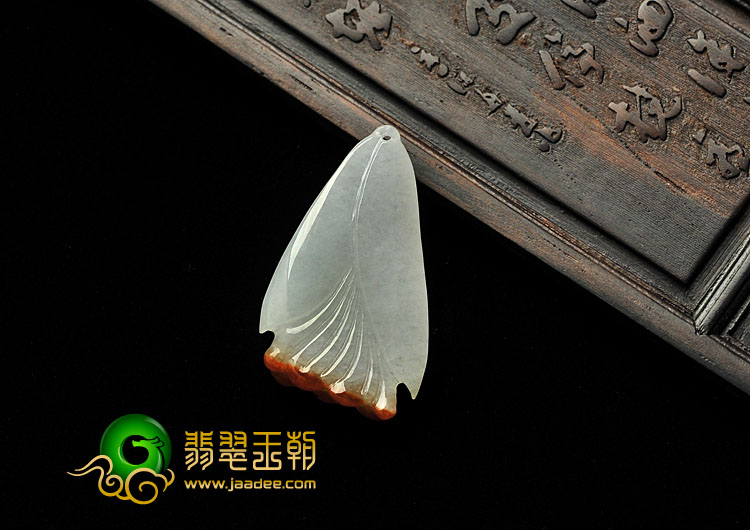 糯冰种红翡缅甸翡翠A货玉兰花挂件