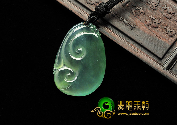 冰玻种晴水缅甸翡翠A货如意挂件