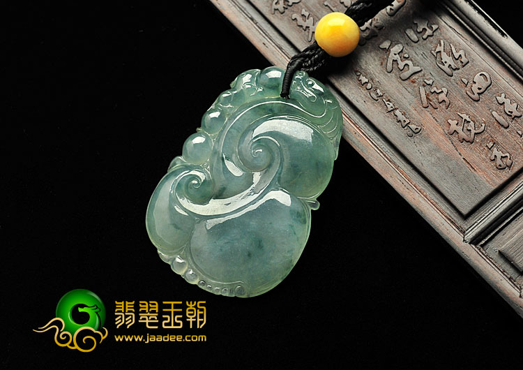 冰种飘花缅甸翡翠A货如意寿挂件