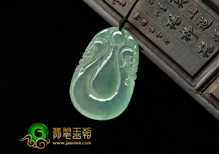 冰玻种晴水缅甸翡翠A货双龙如意挂件