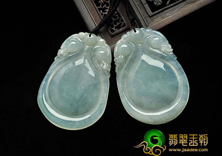 冰种晴水缅甸翡翠A货双龙如意挂件（一对）