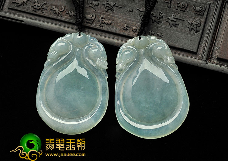 冰种晴水缅甸翡翠A货双龙如意挂件（一对）