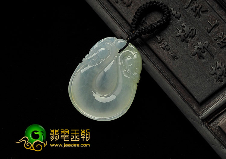 冰种缅甸翡翠A货双龙如意挂件