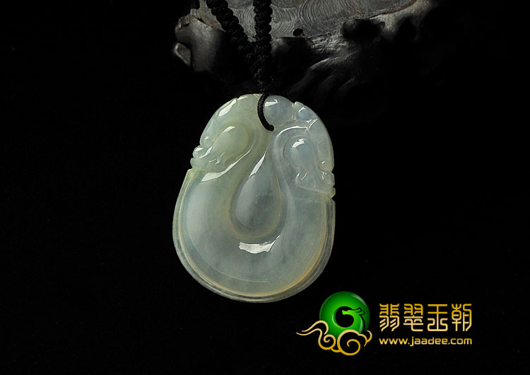 冰种缅甸翡翠A货双龙如意挂件