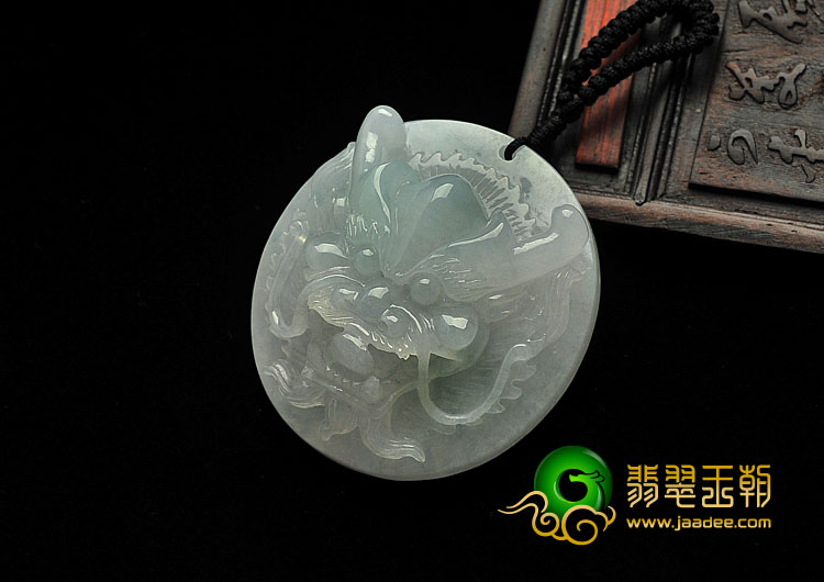 糯冰种淡晴水缅甸翡翠A货龙头挂件