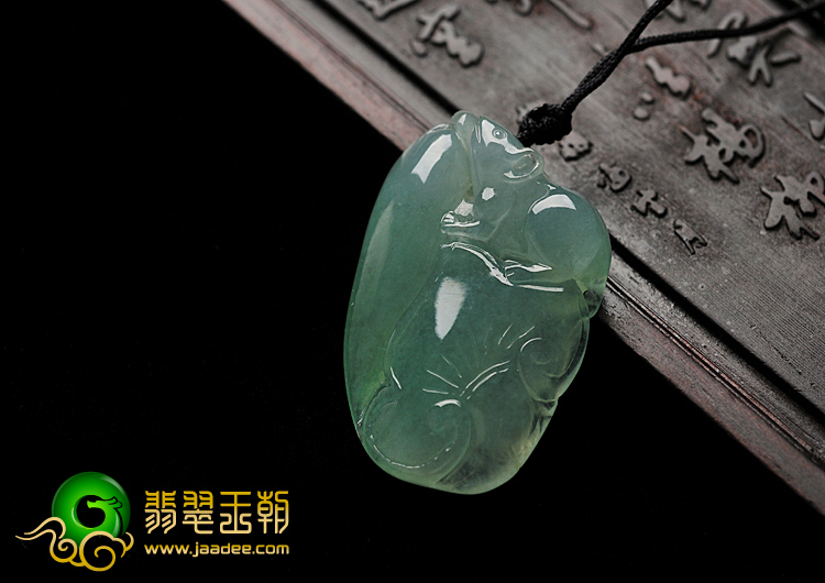 冰种晴水缅甸翡翠A货生肖鼠挂件