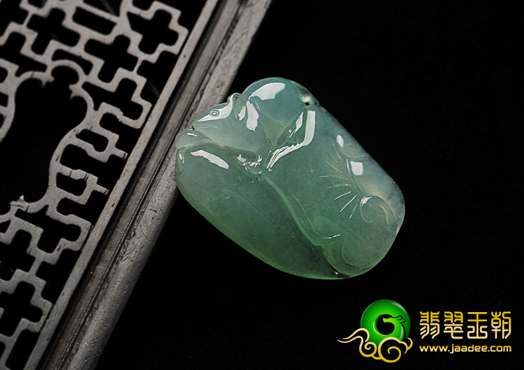 冰种晴水缅甸翡翠A货生肖鼠挂件