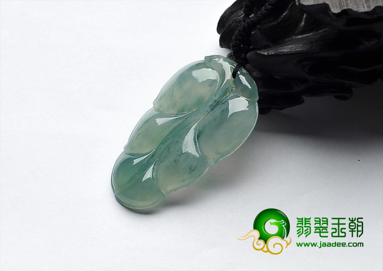 冰种飘花缅甸翡翠A货叶子挂件