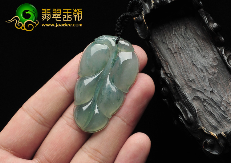 冰种飘花缅甸翡翠A货叶子挂件