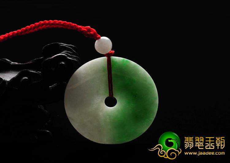 糯冰种翠色缅甸翡翠A货平安扣挂件