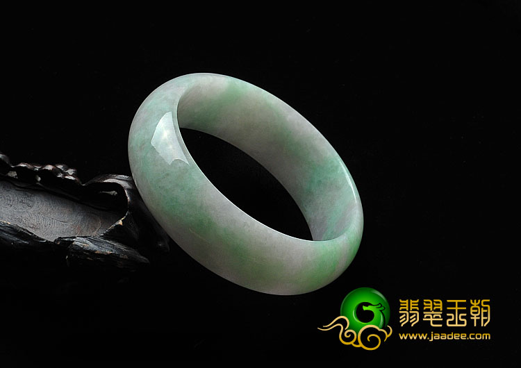 糯冰种春带彩缅甸翡翠A货手镯（57.2mm）