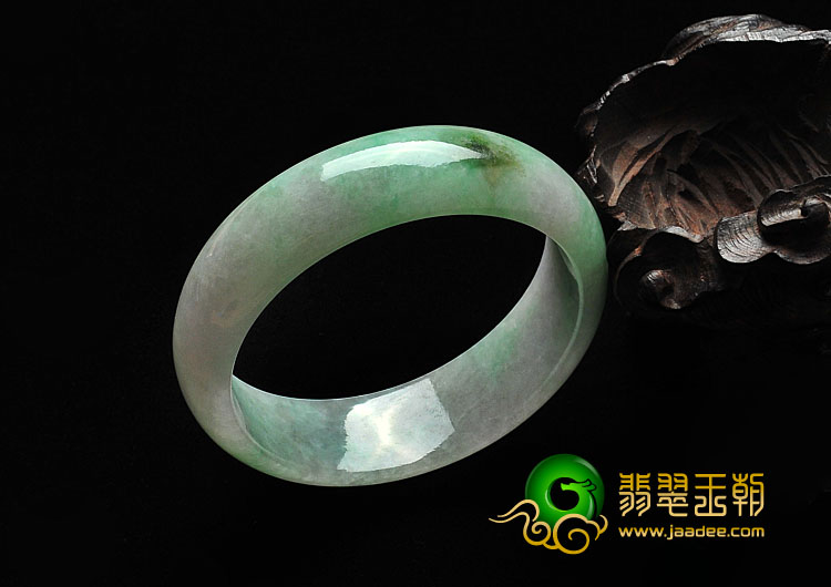 糯冰种春带彩缅甸翡翠A货手镯（57.2mm）