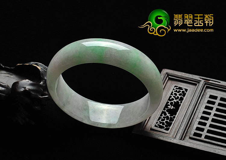 糯冰种春带彩缅甸翡翠A货手镯（57.2mm）