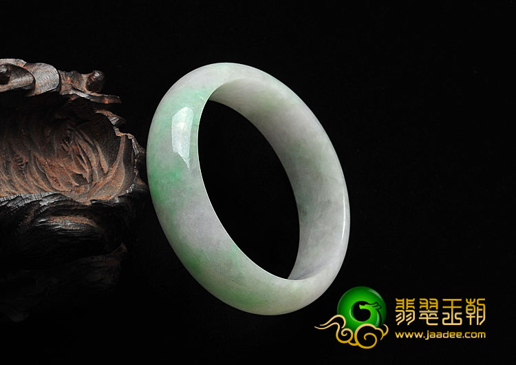 糯冰种春带彩缅甸翡翠A货手镯（57.2mm）
