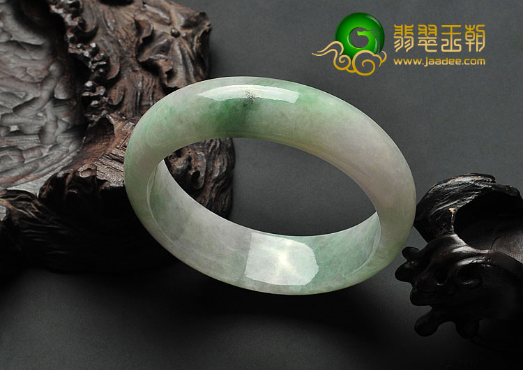 糯冰种春带彩缅甸翡翠A货手镯（55.1mm）