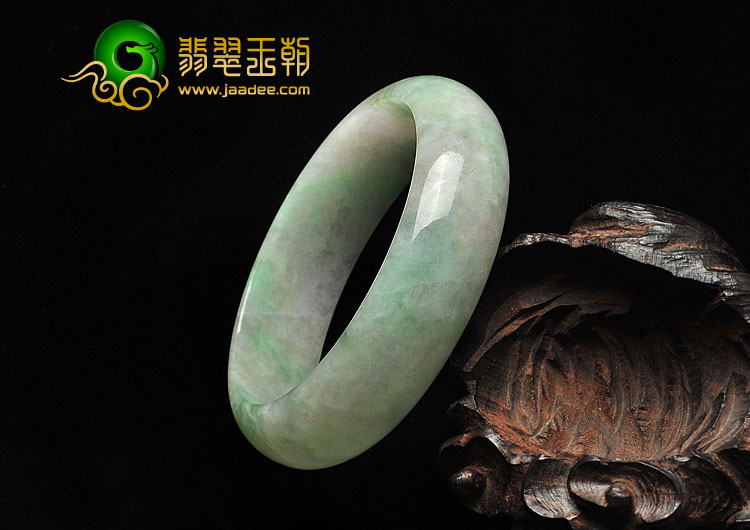糯冰种春带彩缅甸翡翠A货手镯（55.1mm）